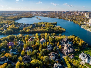 Коттеджные поселки в Мякинино  на Новорижском шоссе . Элитная недвижимость в Мякинино в Московской области - Береста - 14571