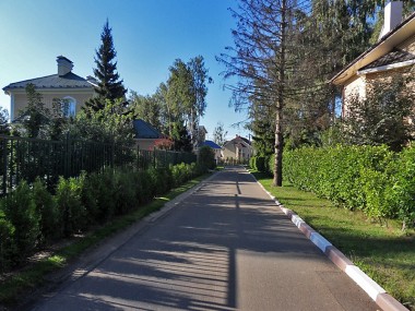 Коттеджный поселок Ватутинки ТИЗ по Калужскому шоссе в 15 км от Москвы. Элитная недвижимость в КП Ватутинки ТИЗ в Подмосковье - Светлый - 937