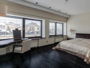 Продажа дома 10 ярдов 660 м² Рублево-Успенское шоссе - Гостиная, холл - foto_lr2