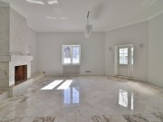 Продажа дома Шульгино-4 500 м² Рублево-Успенское шоссе - Гостиная, холл - foto_lr1