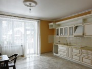 Аренда дома Лесной простор-3 900 м² Рублево-Успенское шоссе - Гостиная, холл - foto_lr2