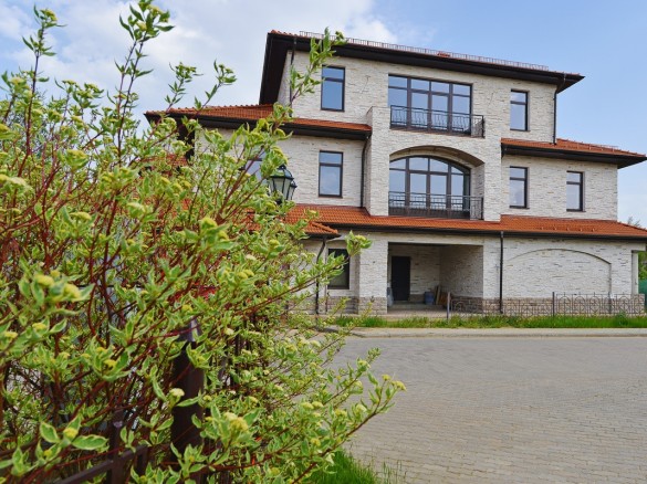 Продажа дома Петровский 786 м² Ильинское шоссе - Фасад - foto_fs