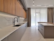 Продажа дома Заря 650 м² Рублево-Успенское шоссе - Гостиная, холл - foto_lr1