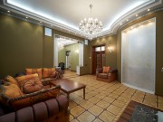 Продажа дома Романово-2 500 м² Рублево-Успенское шоссе - Гостиная, холл - foto_lr2