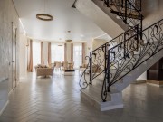 Продажа дома Николина Поляна 436 м² Ильинское шоссе - Гостиная, холл - foto_lr1