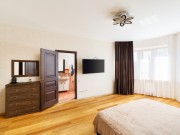 Продажа дома Петрово-Дальнее 503 м² Ильинское шоссе - Спальня - foto_br1