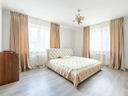 Продажа дома Зимний сад 494 м² Киевское шоссе - Спальня - foto_br1