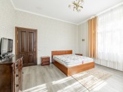 Продажа дома Зимний сад 494 м² Киевское шоссе - Гостиная, холл - foto_lr2