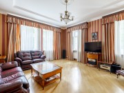 Продажа дома Никологорский (Коттон Вей) 392 м² Рублево-Успенское шоссе - Гостиная, холл - foto_lr2