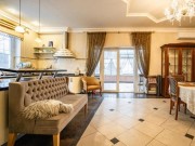 Продажа дома ВИК 337 м² Киевское шоссе - Столовая, кухня - foto_dr1