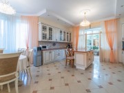 Продажа дома Малые Горки 416 м² Киевское шоссе - Гостиная, холл - foto_lr2