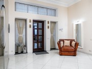 Продажа дома Чигасово-2 483 м² Рублево-Успенское шоссе - Гостиная, холл - foto_lr2