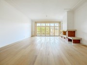 Продажа дома Азарово (Лесное Лапино) 354 м² Рублево-Успенское шоссе - Гостиная, холл - foto_lr1