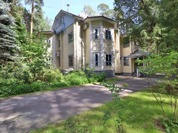 Аренда дома Серебряный Бор 533 м² Новорижское шоссе - Фасад - foto_fs