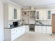 Продажа дома Ново-Троицкое 285 м² Калужское шоссе - Гостиная, холл - foto_lr1