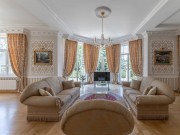 Продажа дома Русская деревня. Падиково 582 м² Новорижское шоссе - Гостиная, холл - foto_lr2