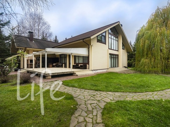 Продажа дома Горки-8 560 м² Рублево-Успенское шоссе - 630758 - 630758