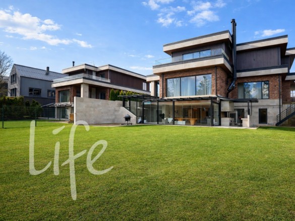 Продажа дома Усадьба Подушкинского лесопарка (Подушкино-7) 772 м² Рублево-Успенское шоссе - 638374 - 638374