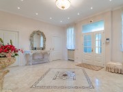 Продажа дома Согласие 708 м² Калужское шоссе - Гостиная, холл - foto_lr2